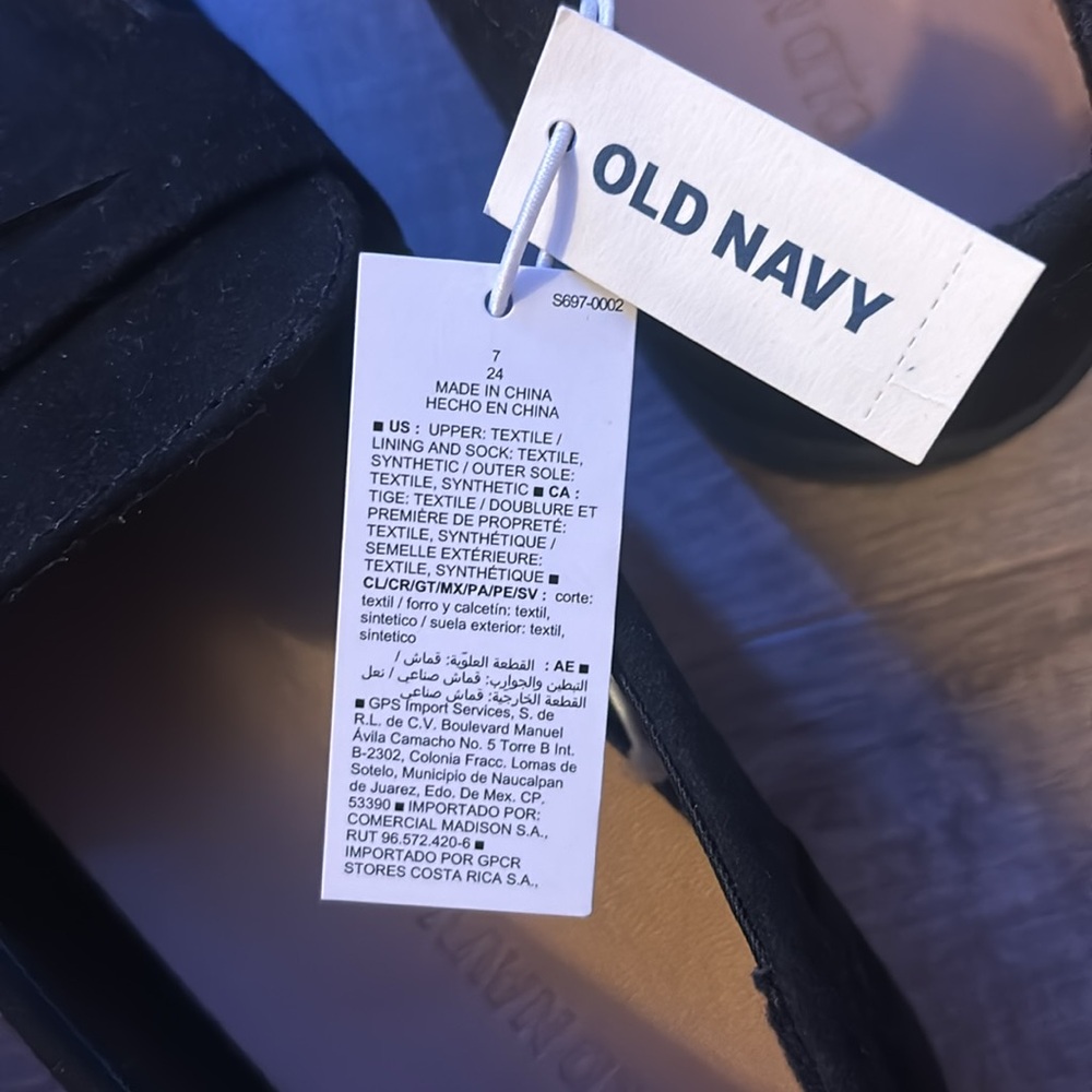Old Navy Women’s Black Suede Loafers - Picture 3 of 5